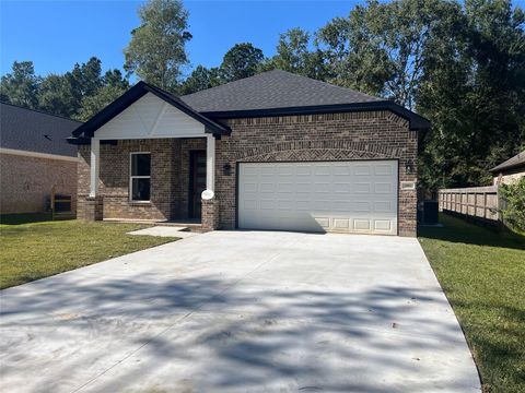 Photo of 28811 Champion Oaks Dr Dr, Magnolia, TX 77354 (MLS # 89776587)
