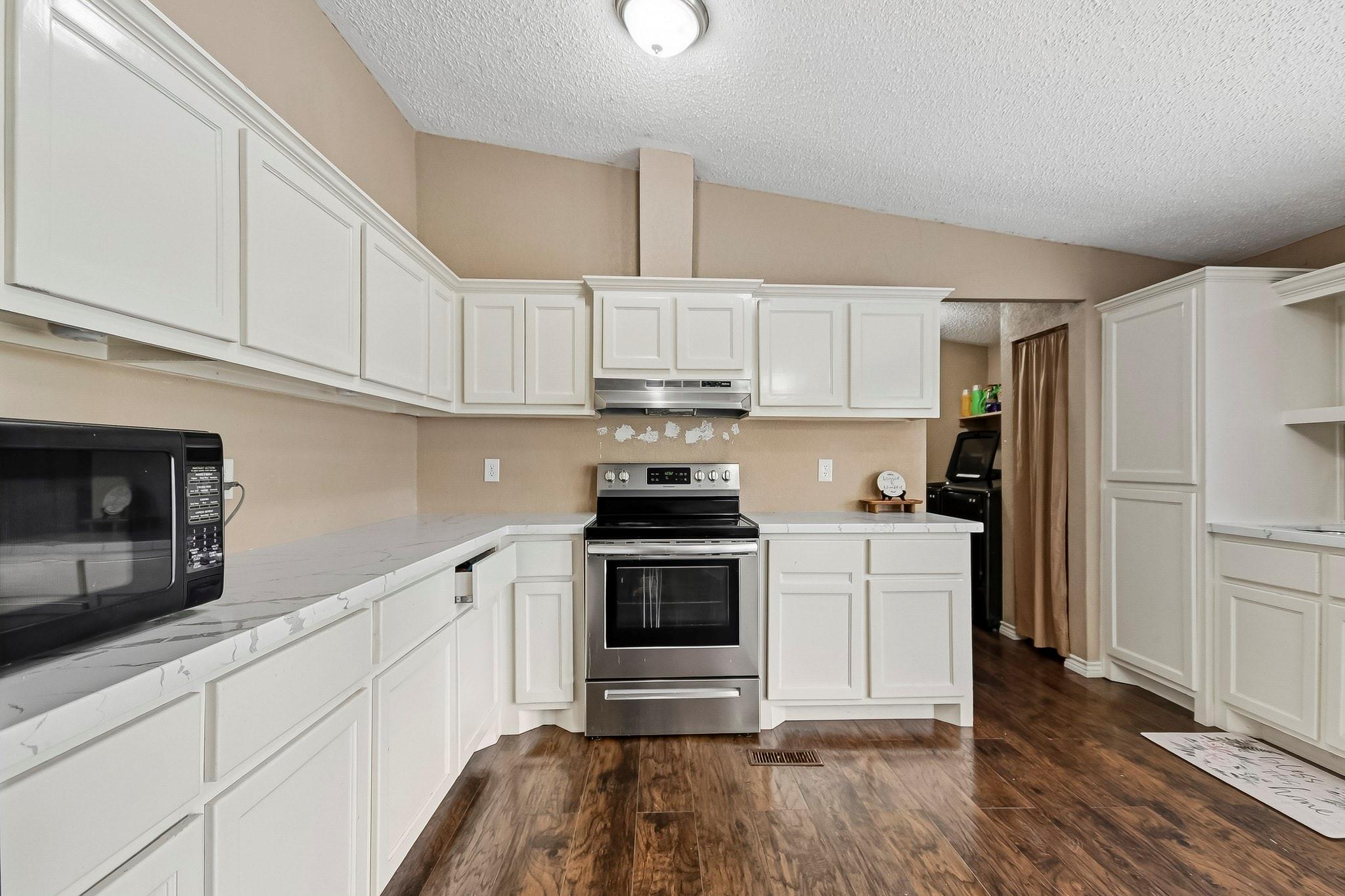 7126 Mourning Drive