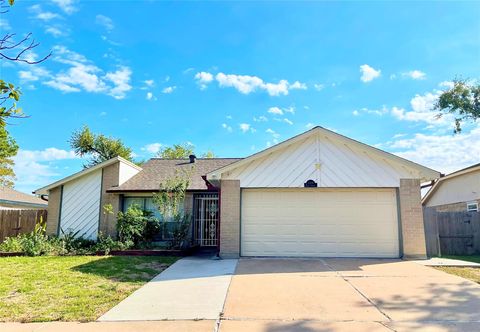 Photo of 4718 Misty Shadows Drive, Houston, TX 77041 (MLS # 80420922)