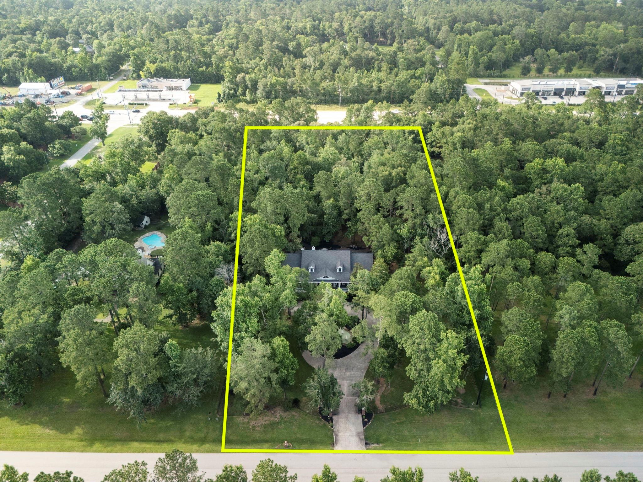 10810 Lake Windcrest