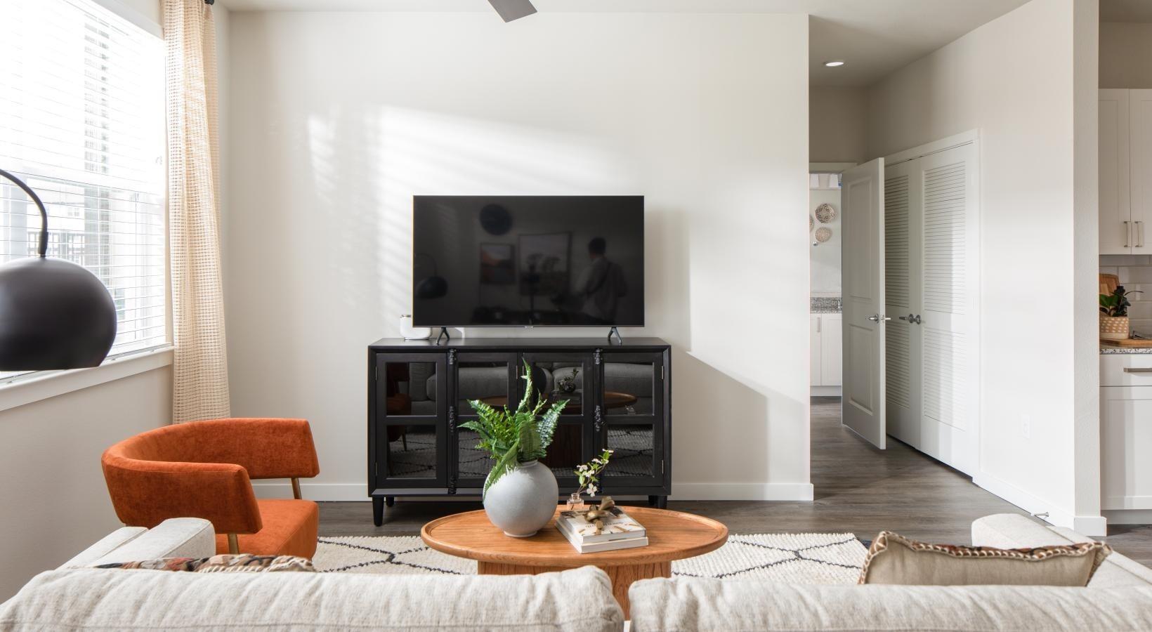 12111 Main Street 1206