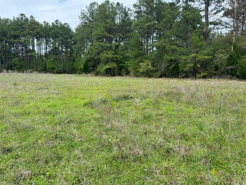Mobile Home For Sale - 10586 Holland Road Rd<br/> Kountze, TX 77625