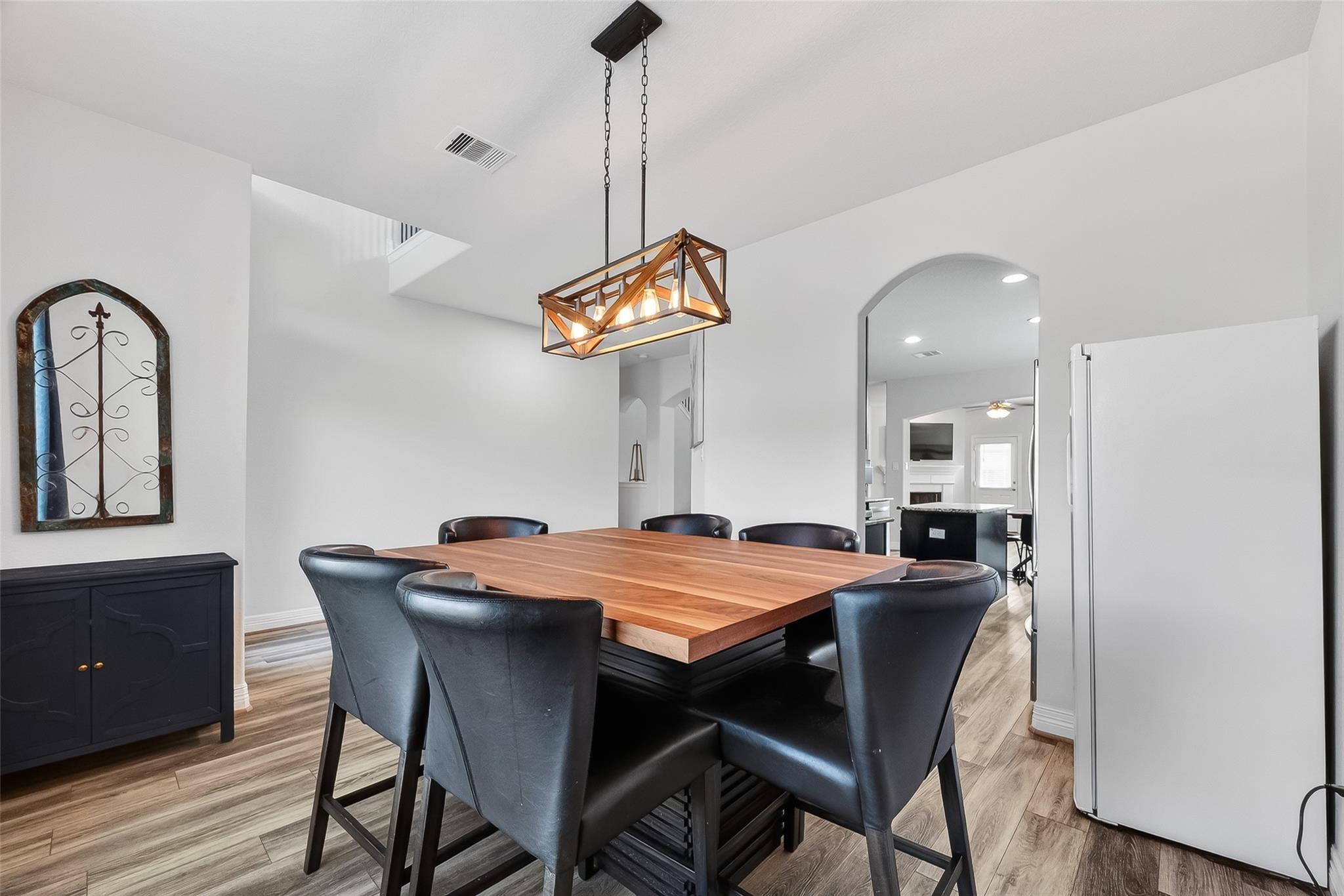 5195 Dry Hollow Drive