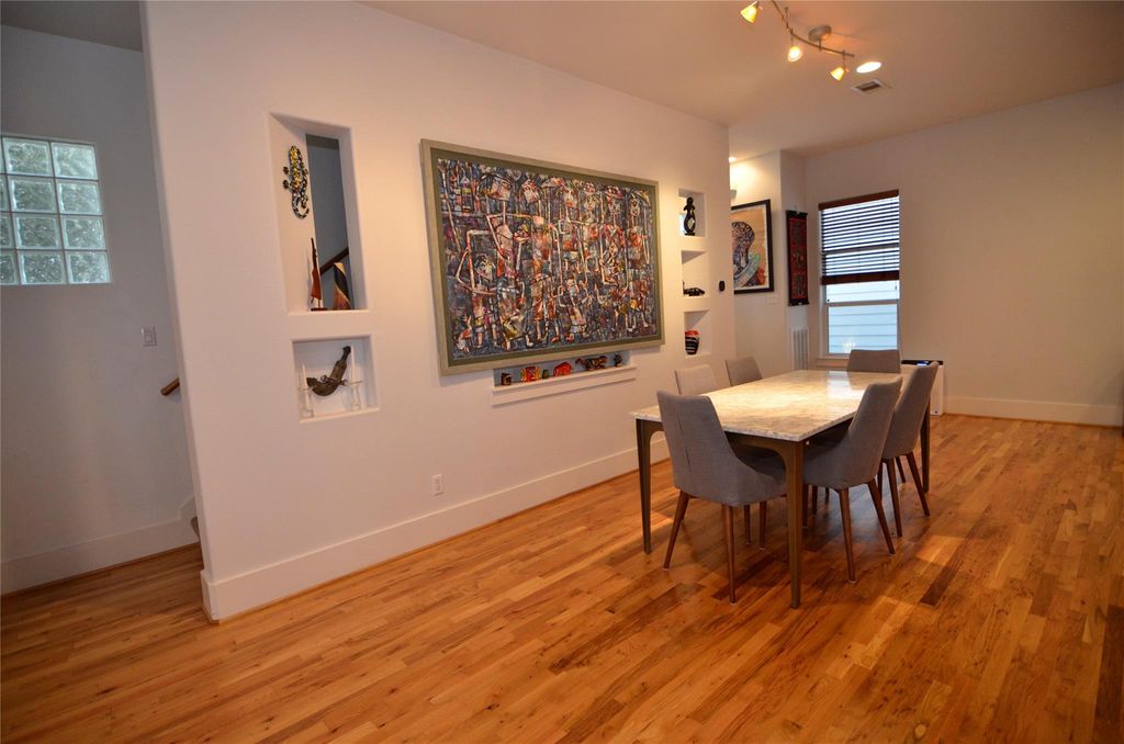 Photo of 5427 Kansas Street #B, Houston, TX 77007 (MLS # 11623215)