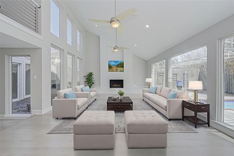 Photo of 915 Daria Drive, Houston, TX 77079 (MLS # 73125001)