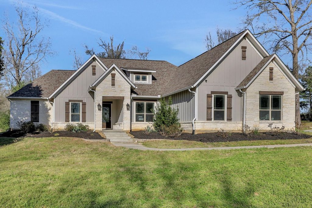 Photo of 340 Pine Drive, Coldspring, TX 77331 (MLS # 13253416)