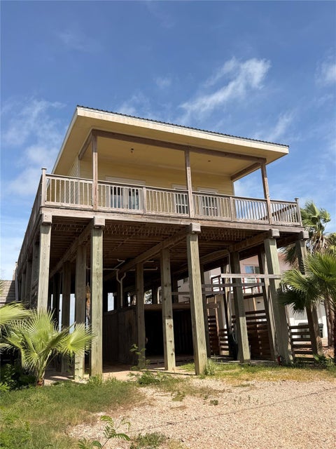 Photo of 9206 W Bay Road, Galveston, TX 77554 (MLS # 47939380)