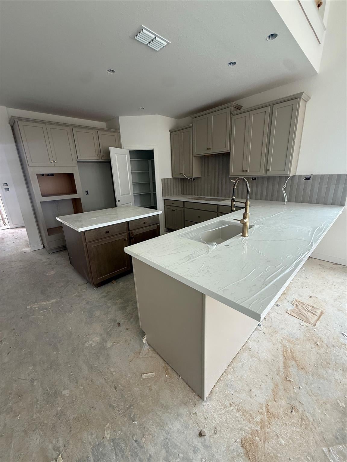 11422 London Rocket Court