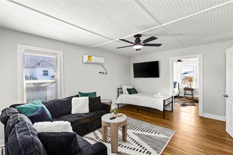 Photo of 3624 Avenue S 1/2, Galveston, TX 77550 (MLS # 16678756)