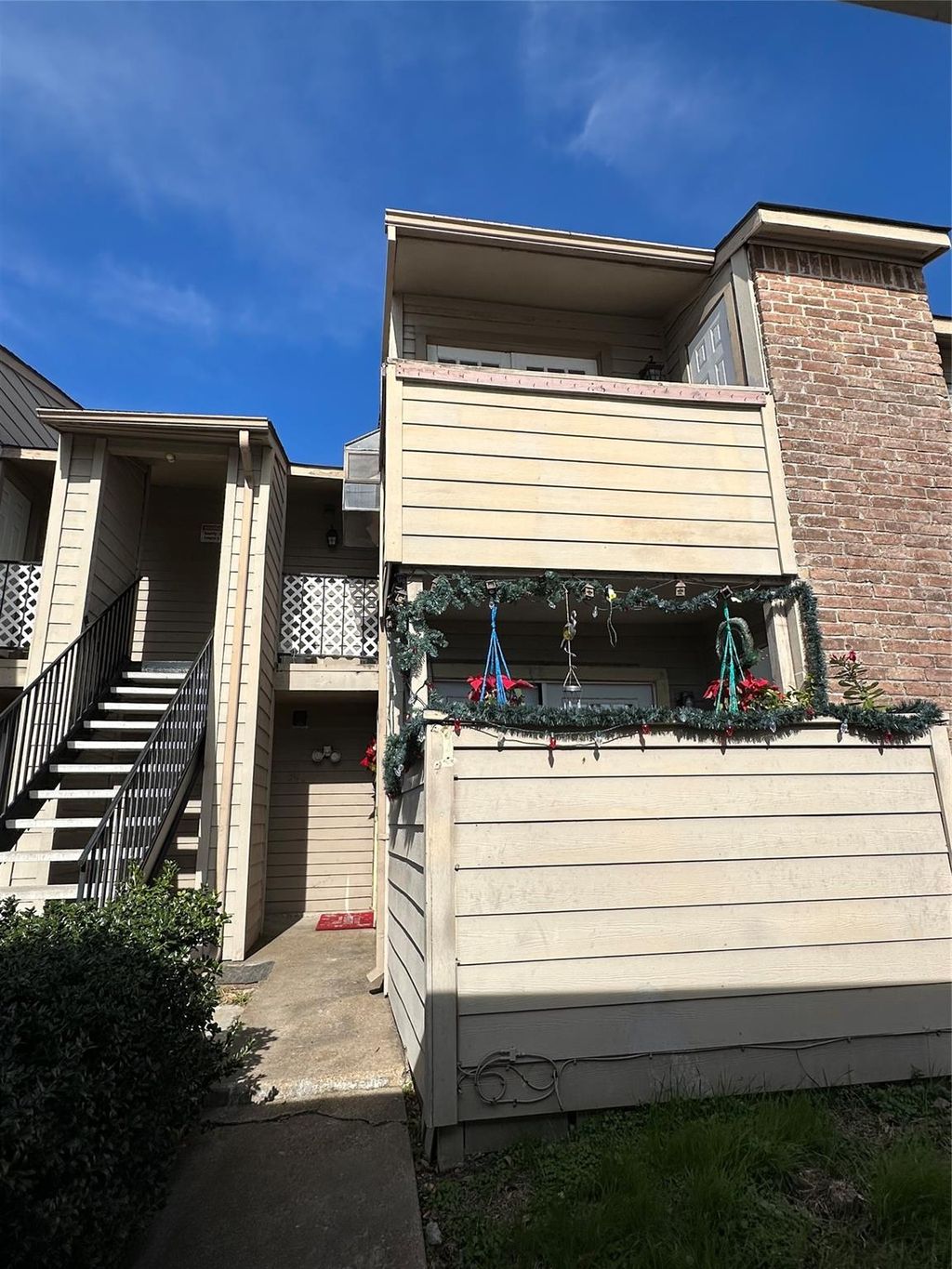 Photo of 10603 S Wilcrest Drive #23, Houston, TX 77099 (MLS # 91457111)