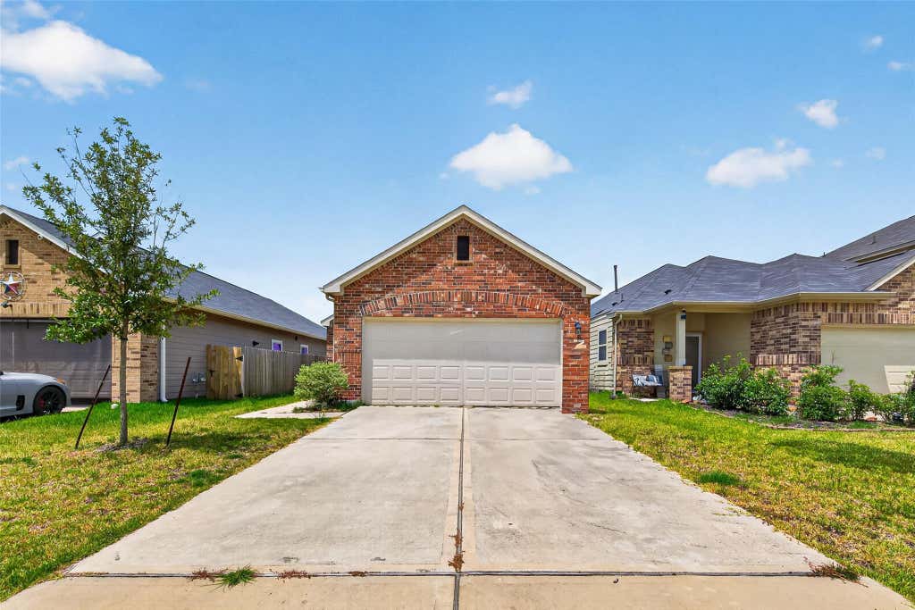 Photo of 24711 Teton Hollow Trail, Houston, TX 77336 (MLS # 19512532)