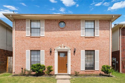 Photo of 13834 Trumpetvine Street, Houston, TX 77083 (MLS # 3584606) Photo of 13834 Trumpetvine Street, Houston, TX 77083 (MLS # 3584606)