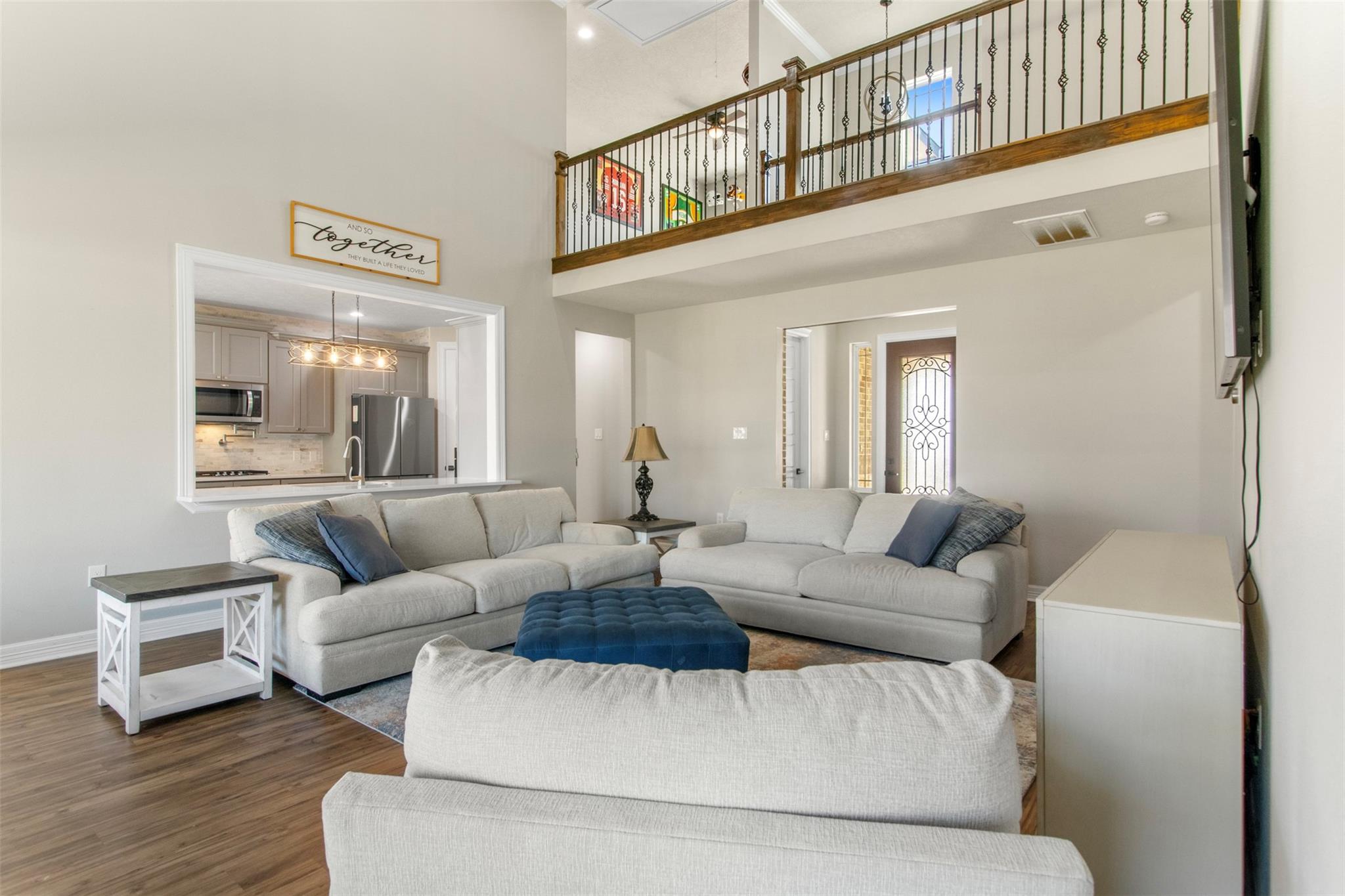 13510 Fallbrook Circle