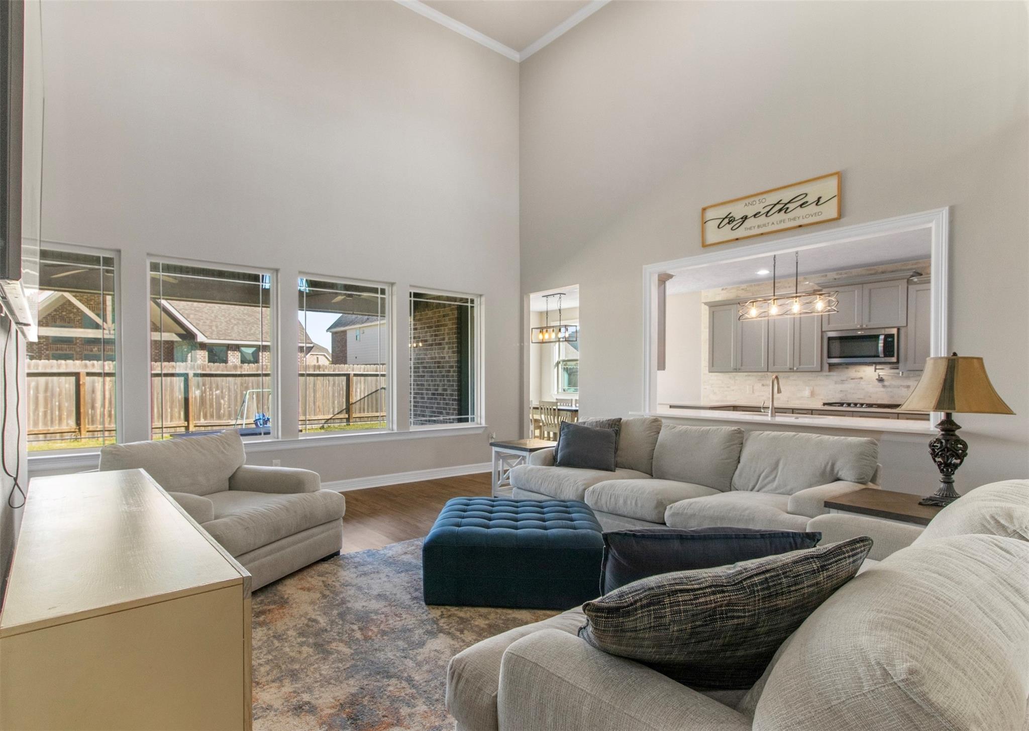 13510 Fallbrook Circle