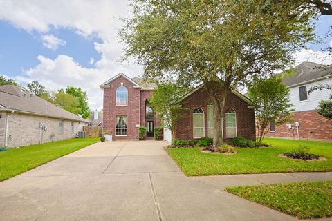 Photo of 10330 Sablebrook Lane, Houston, TX 77095 (MLS # 12575967)