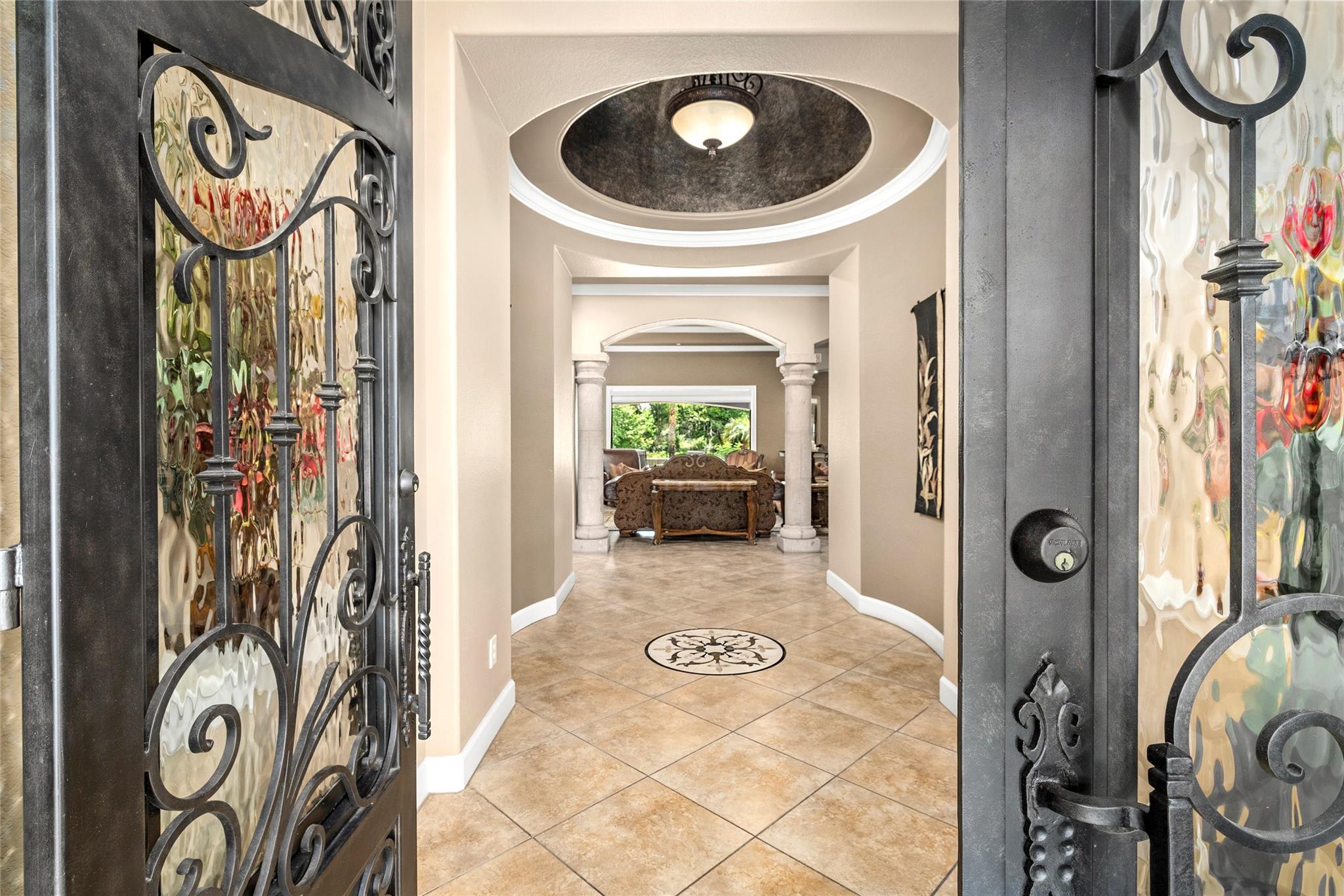 3020 Bridle Path