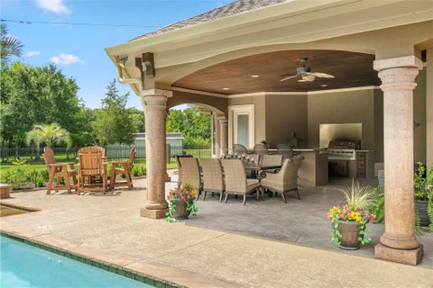 Homes For Sale - 3020 Bridle Path Ln<br/> Friendswood, TX 77546