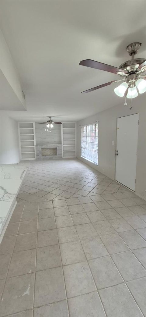 Photo of 5343 Richmond Avenue #11, Houston, TX 77056 (MLS # 46762425)