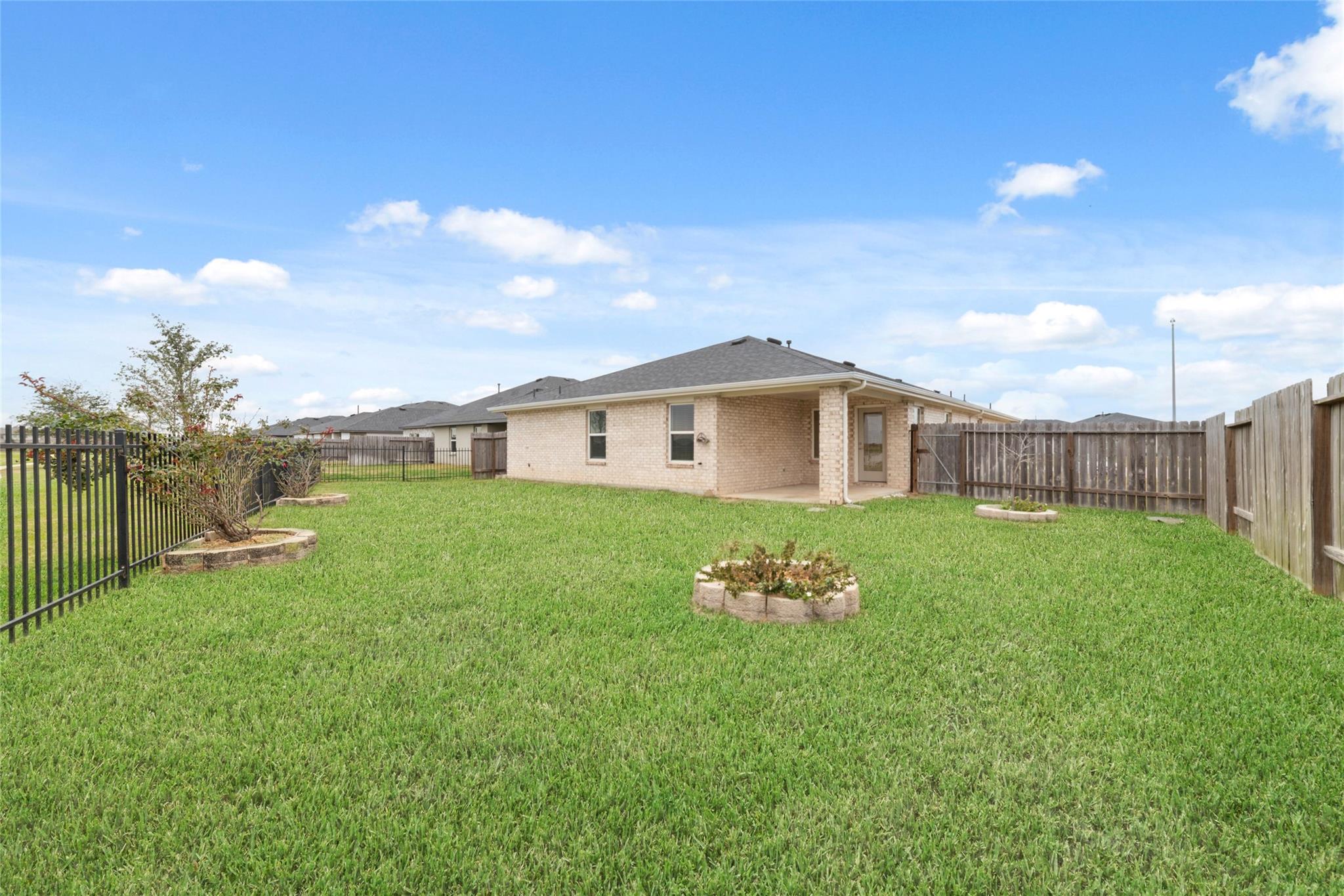 28931 Yachting Point Lane