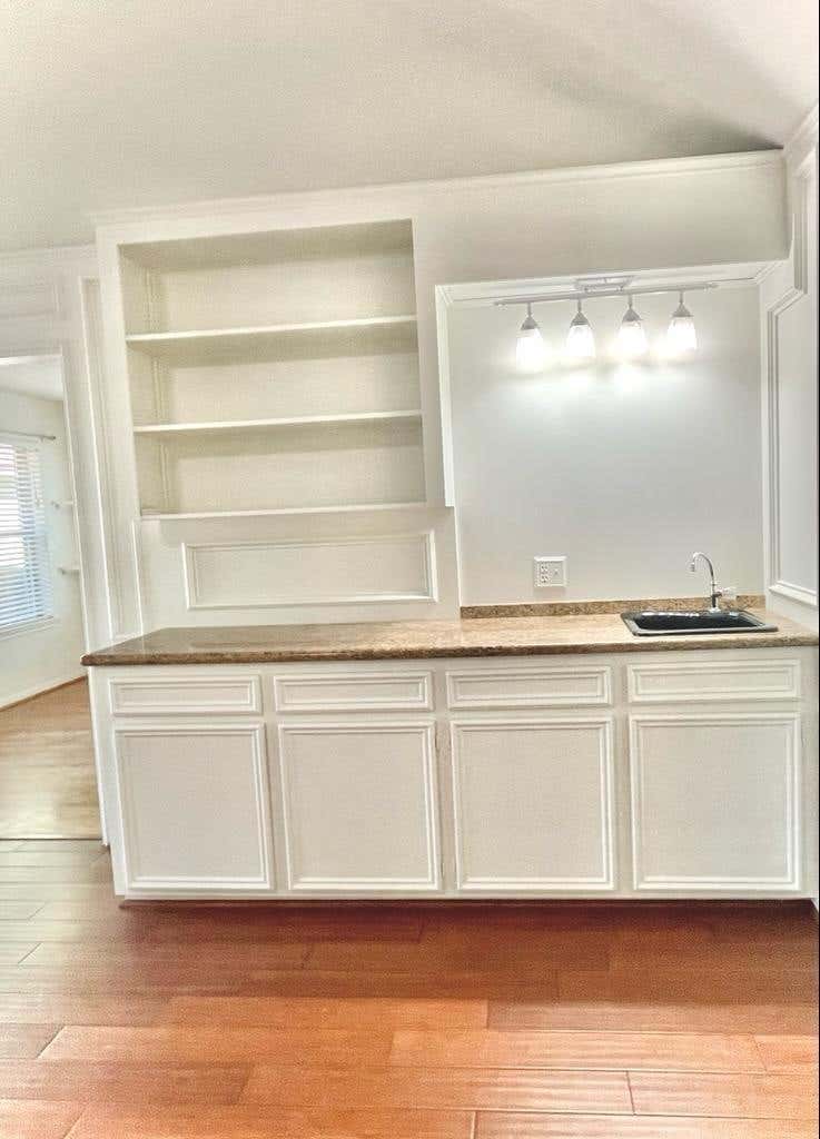 Photo of 4115 Woodbridge Drive, Houston, TX 77339 (MLS # 28993977)