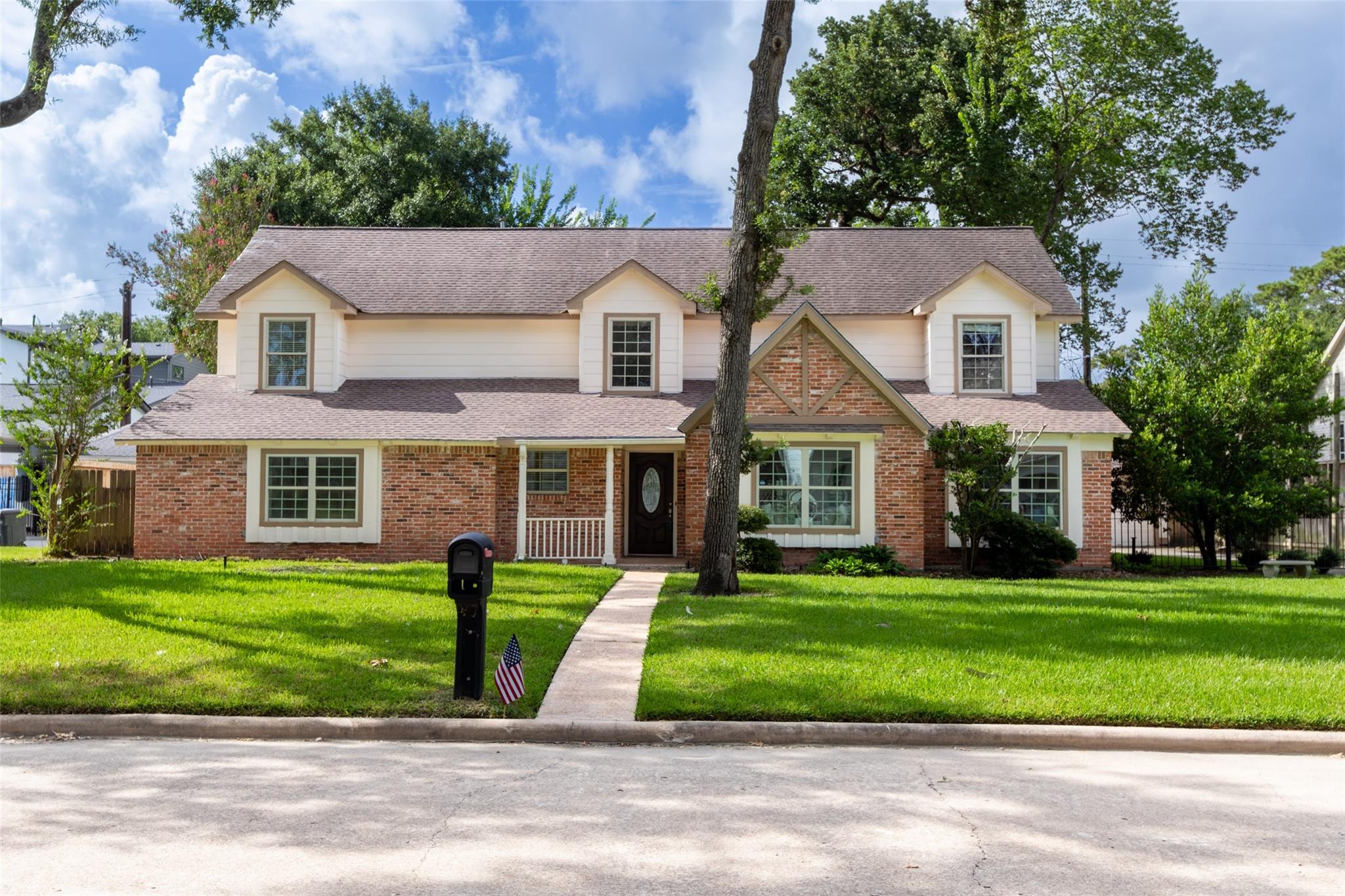 14115 River Forest Drive