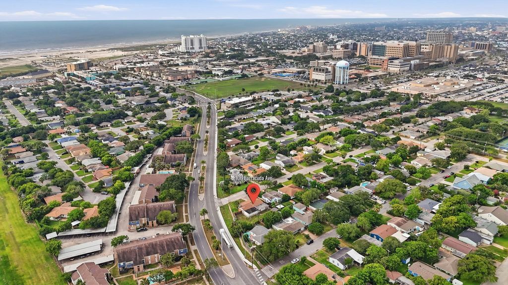 Photo of 106 Barracuda Avenue, Galveston, TX 77550 (MLS # 42846170)