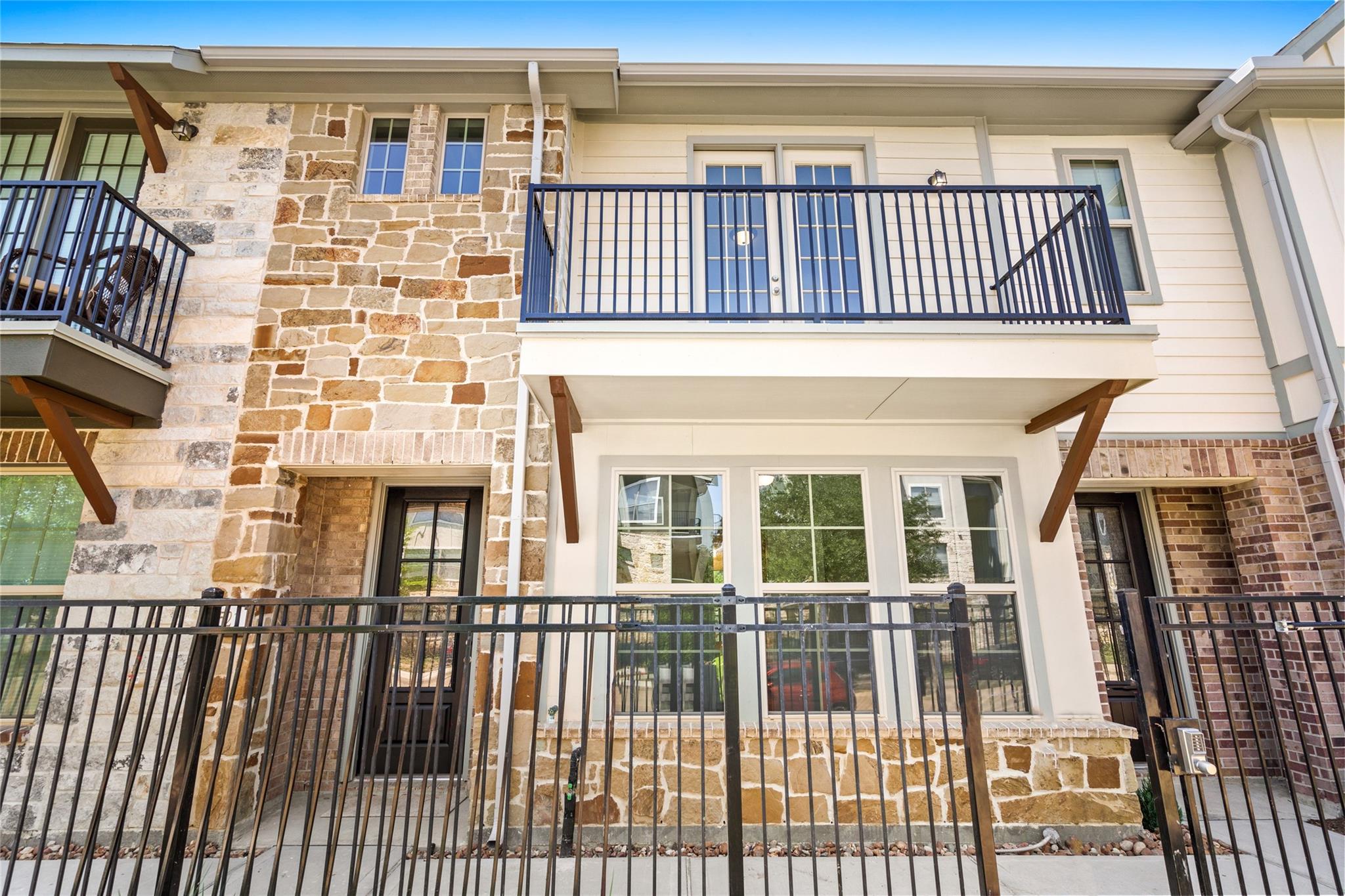 9521 Towne Lake Parkway
