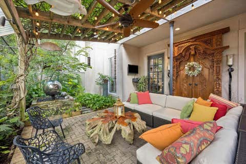 Photo of 2906 Mid Lane, Houston, TX 77027 (MLS # 91609686)
