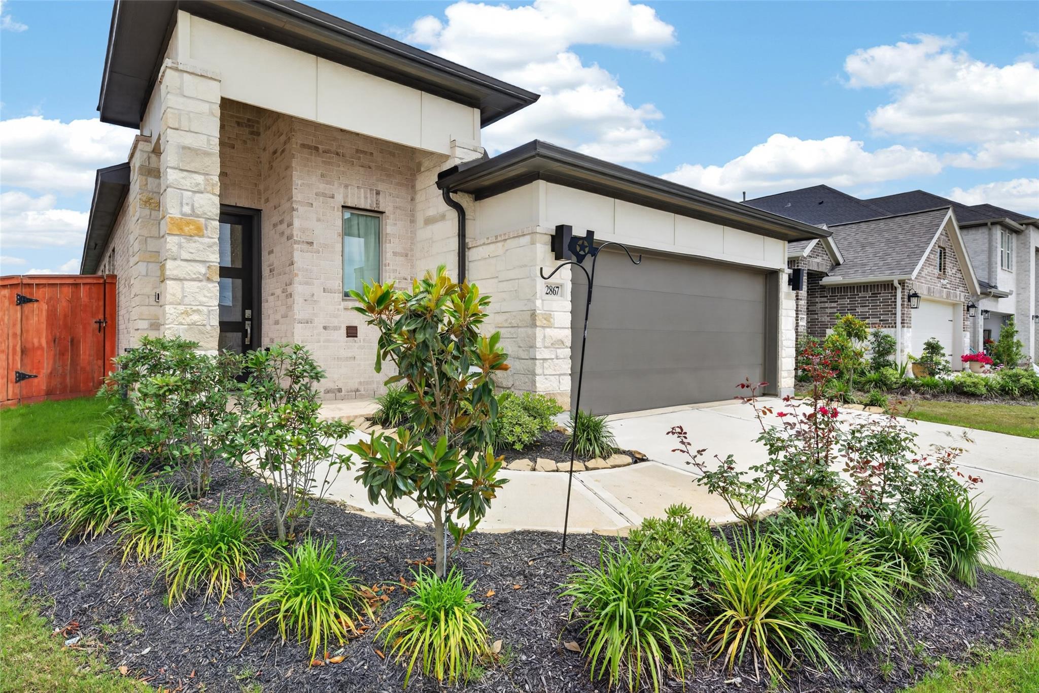 2867 Orange Leaf Drive
