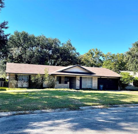Photo of 725 Westwood Drive, Port Lavaca, TX 77979 (MLS # 94371455)