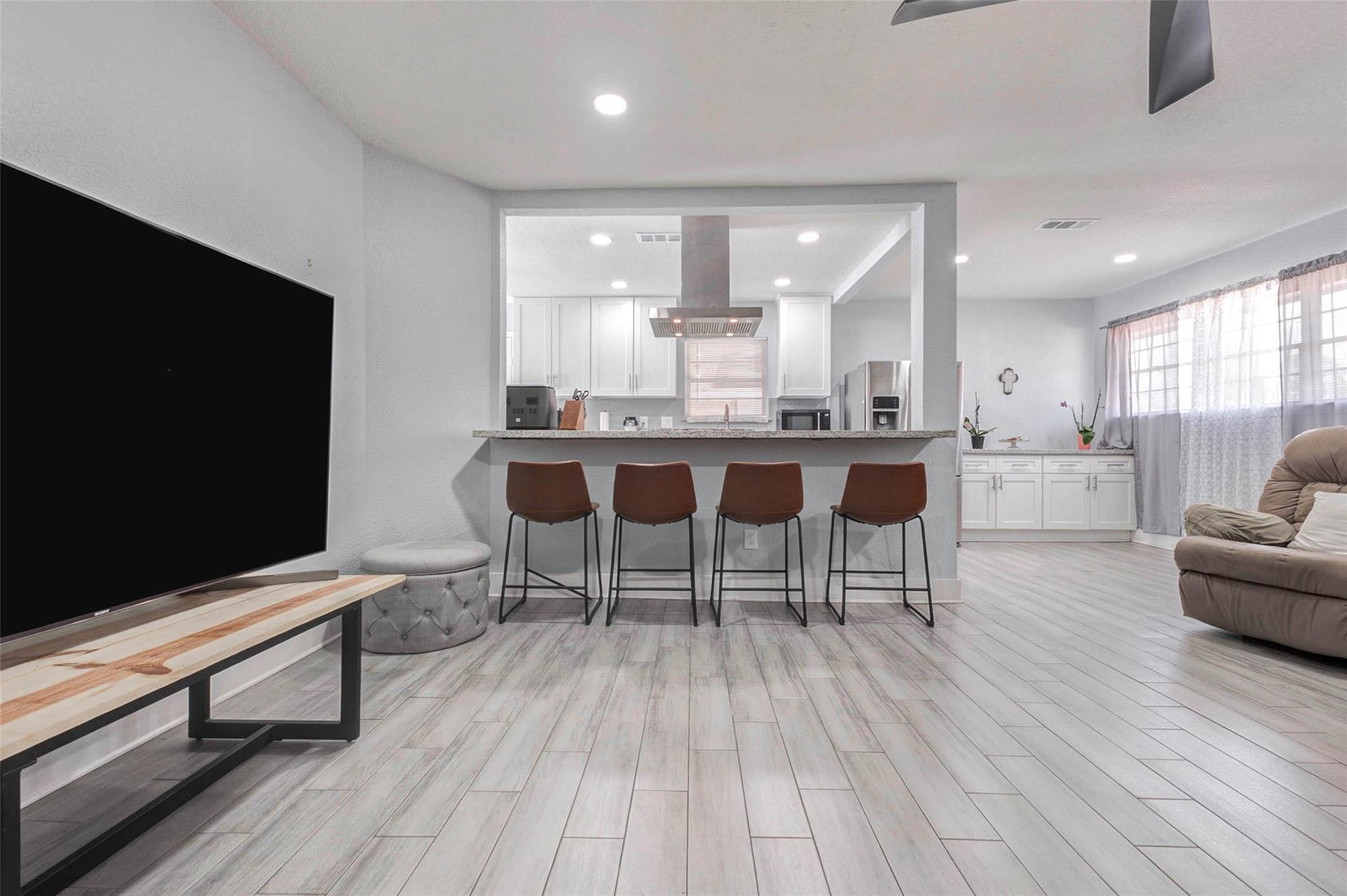 1210 Wilma Lois Avenue