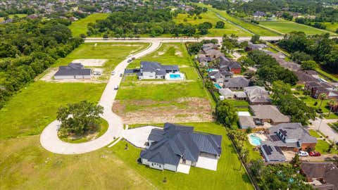 Tiny photo for 1618 Crown Oaks Court, Pearland, TX 77581 (MLS # 56483655)