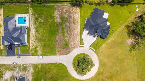 Tiny photo for 1618 Crown Oaks Court, Pearland, TX 77581 (MLS # 56483655)