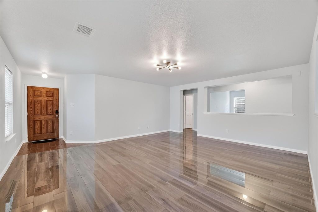 Photo of 15319 Mission Oak Drive Dr, Houston, TX 77083 (MLS # 96326058)