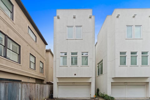 Photo of 120 Pierce Street, Houston, TX 77002 (MLS # 33234921)
