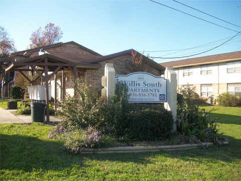 Apartment For Rent - 203 E Watson Dr St<br/> Willis, TX 77378
