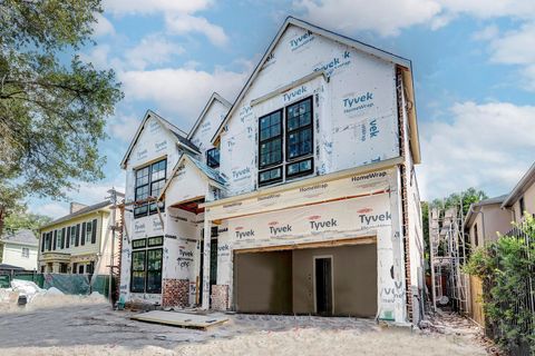 Photo of 4819 Mandell Street, Houston, TX 77006 (MLS # 40122916)