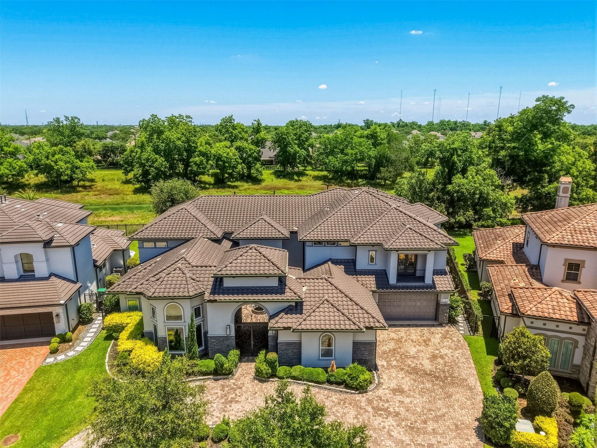 59 Enclave Manor
