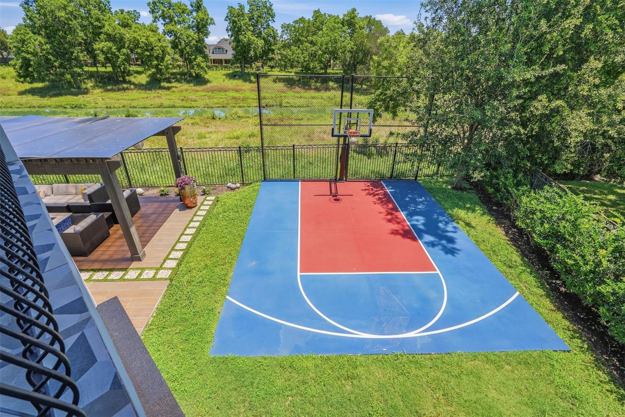 59 Enclave Manor