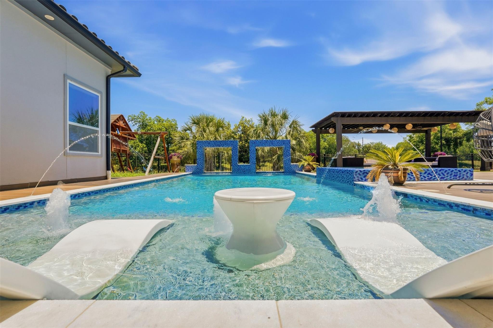 59 Enclave Manor