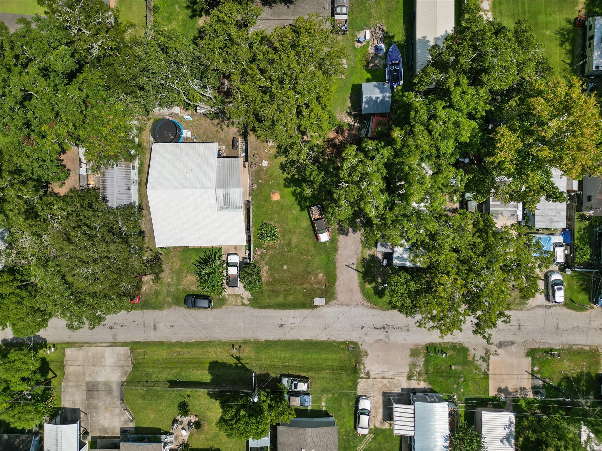 3727 Chanterway Street