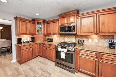 Tiny photo for 12711 Laurel Bank Way, Houston, TX 77014 (MLS # 98984964)