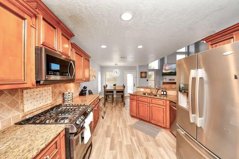 Tiny photo for 12711 Laurel Bank Way, Houston, TX 77014 (MLS # 98984964)