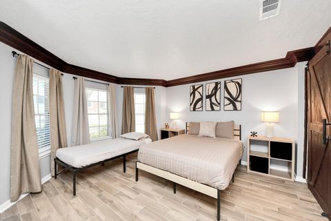 Tiny photo for 12711 Laurel Bank Way, Houston, TX 77014 (MLS # 98984964)