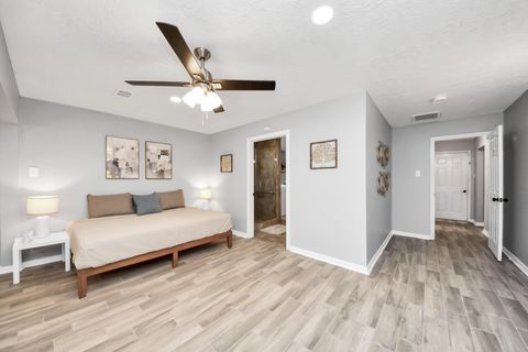 Tiny photo for 12711 Laurel Bank Way, Houston, TX 77014 (MLS # 98984964)