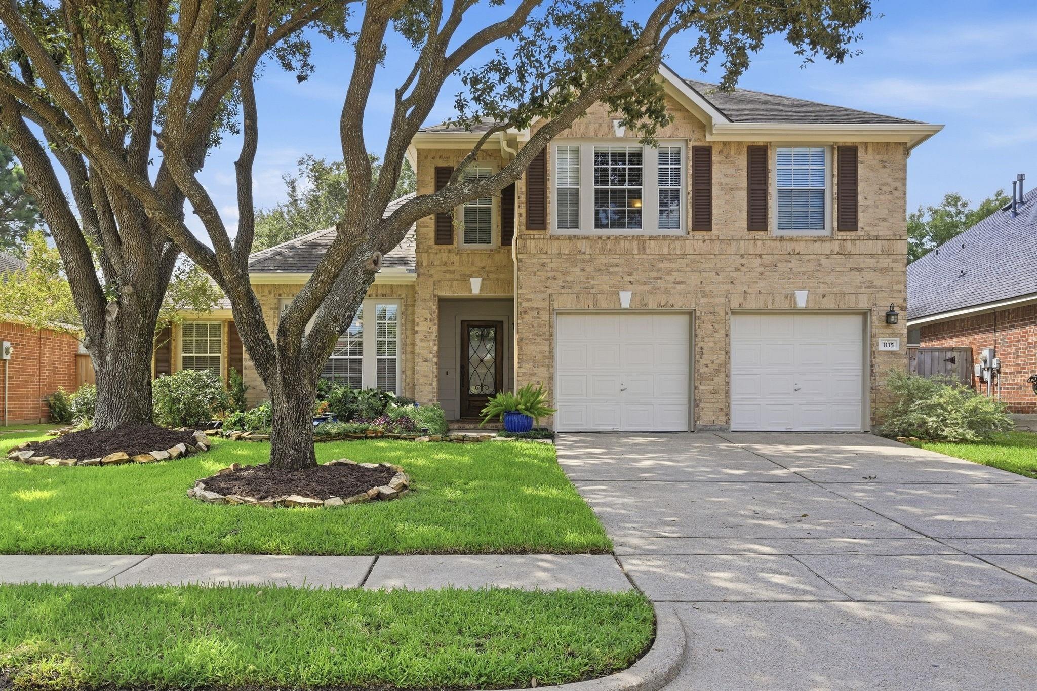1115 Compass Cove Circle