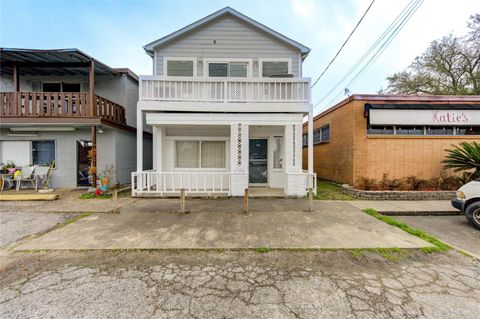 Photo of 313 Grand Avenue, Bacliff, TX 77518 (MLS # 23813025)