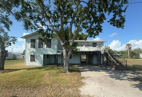 Photo of 50 N Vivian Stevens Street, Port Lavaca, TX 77979 (MLS # 80138673)