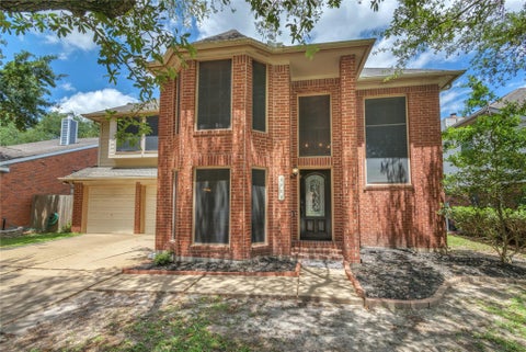 Homes For Sale - 6923 Little Redwood Drive<br/> Pasadena, TX 77505