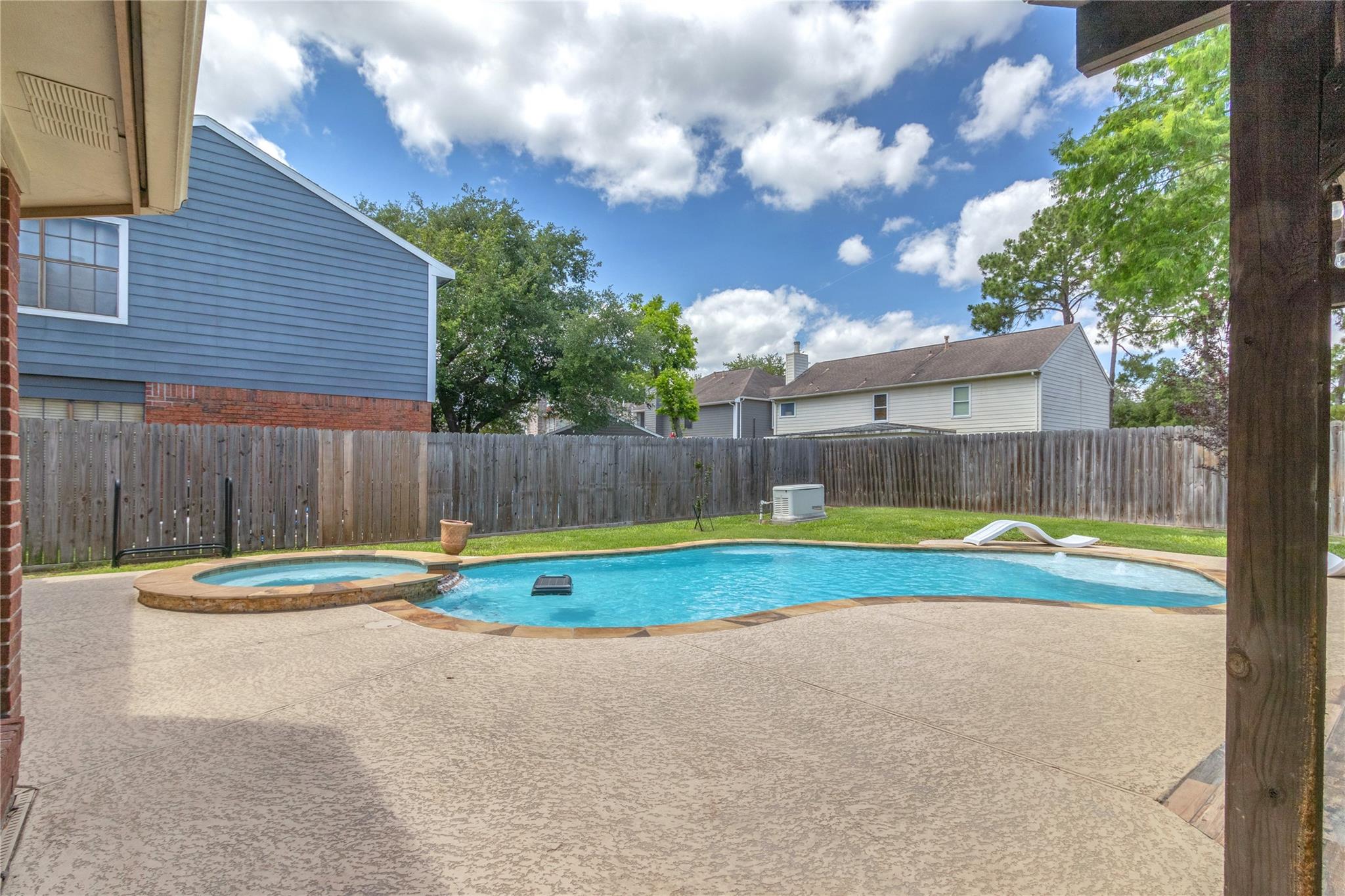 6923 Little Redwood Drive